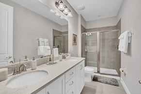 10 Bed Home Movie Theater Room, Pool, Spa Games 10 Bedroom Villa by Re