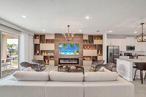 10 Bed Home Movie Theater Room, Pool, Spa Games 10 Bedroom Villa by Re