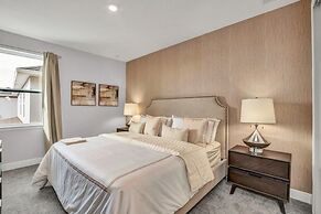 10 Bed Home Movie Theater Room, Pool, Spa Games 10 Bedroom Villa by Re