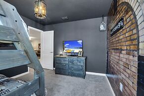 8 Bed 6 Bath Windsor Island Near Disney! 8 Bedroom Villa by Redawning