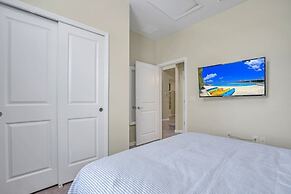 8 Bed 6 Bath Windsor Island Near Disney! 8 Bedroom Villa by Redawning