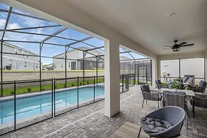 8 Bed 6 Bath Windsor Island Near Disney! 8 Bedroom Villa by Redawning