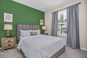 8 Bed 6 Bath Windsor Island Near Disney! 8 Bedroom Villa by Redawning