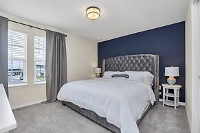 8 Bed 6 Bath Windsor Island Near Disney! 8 Bedroom Villa by Redawning