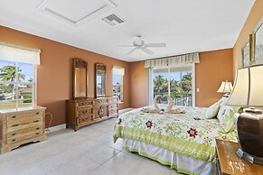 Aigle - Parkhouse Ct 480, Marco Island Vacation Rental 4 Bedroom Home 