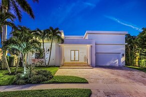 Buttercup Ct. 92, Marco Island Vacation Rental 3 Bedroom Home by Redaw