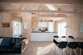 Vacation Home - Scenic Nature - Sandoy