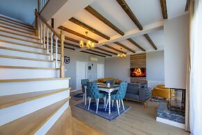 Poison Garden Suite & SPA