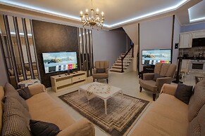 Poison Garden Suite & SPA