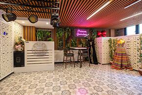 Poison Garden Suite & SPA