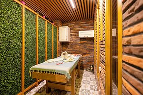 Poison Garden Suite & SPA