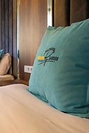 Poison Garden Suite & SPA