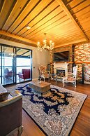 Poison Garden Suite & SPA