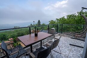 Poison Garden Suite & SPA