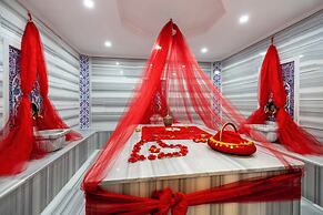 Poison Garden Suite & SPA