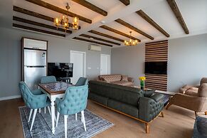 Poison Garden Suite & SPA