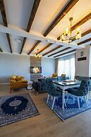 Poison Garden Suite & SPA