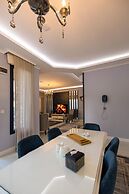 Poison Garden Suite & SPA