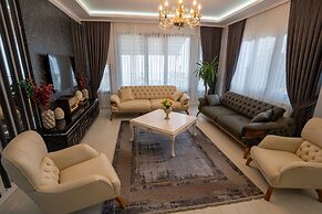 Poison Garden Suite & SPA