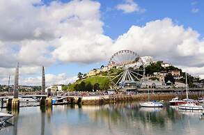 Lovely Apartment 3 King-size Beds