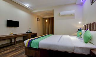 Treebo Nearmi Bell House