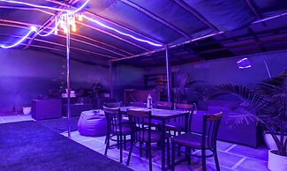 Treebo Nearmi Bell House