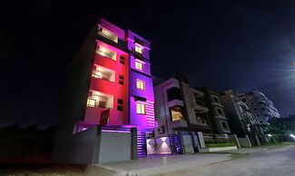 Itsy Hotels Carnival Inn