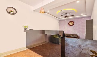 Itsy Hotels Carnival Inn