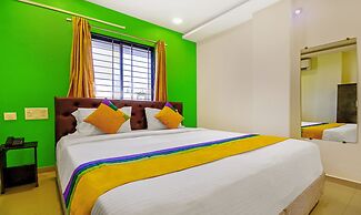 Itsy Hotels Carnival Inn