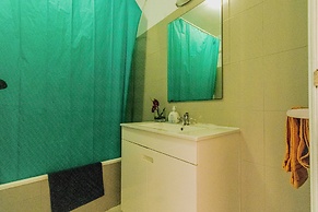 Charming 2-bed Apartment in Armacao de Pera