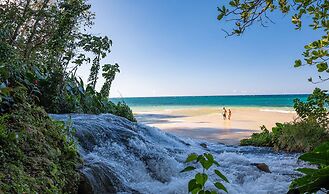 Sandals Dunns River  - Couples Only - All-inclusive