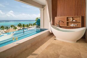 Sandals Dunns River  - Couples Only - All-inclusive