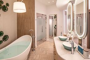 Sandals Dunns River  - Couples Only - All-inclusive