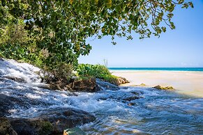 Sandals Dunns River  - Couples Only - All-inclusive