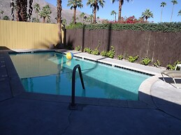 Atrium Palm Springs - Gay Men's Resort