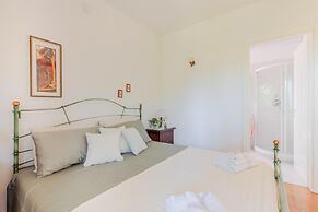 Regina Beach Villa by the Beach in Marina di Piet