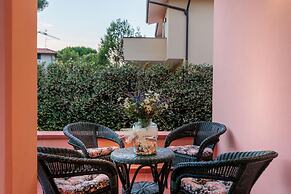 Regina Beach Villa by the Beach in Marina di Piet