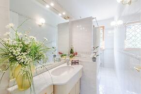 Regina Beach Villa by the Beach in Marina di Piet