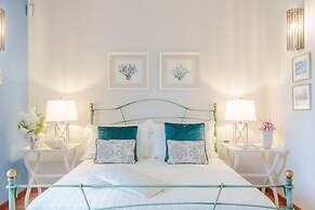 Regina Beach Villa by the Beach in Marina di Piet