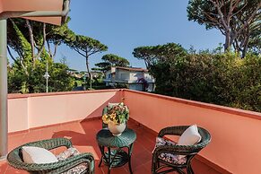 Regina Beach Villa by the Beach in Marina di Piet
