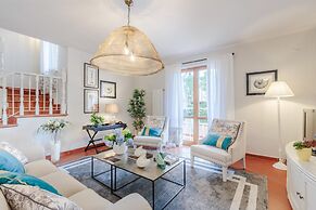 Regina Beach Villa by the Beach in Marina di Piet