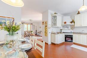 Regina Beach Villa by the Beach in Marina di Piet