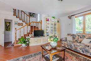 Regina Beach Villa by the Beach in Marina di Piet