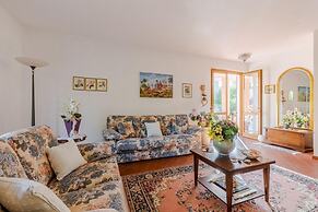 Regina Beach Villa by the Beach in Marina di Piet