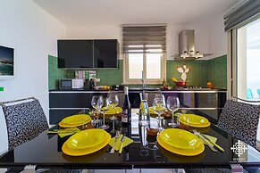 Villa Vittoria  - Dimora fronte mare