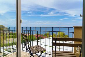 Villa Vittoria  - Dimora fronte mare