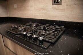 Executive 3-bed Furnished Apartment in Kwashieman