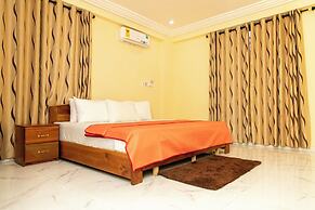 Executive 3-bed Furnished Apartment in Kwashieman