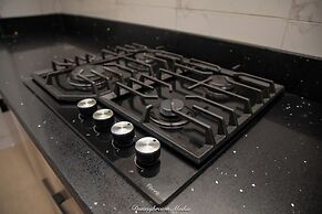 Executive 3-bed Furnished Apartment in Kwashieman