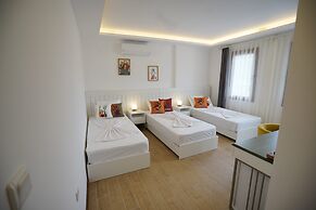 Mons Casa Boutique Hotel